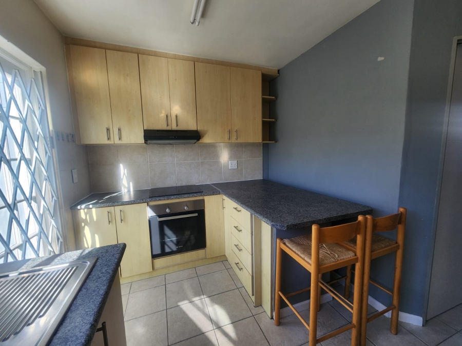 3 Bedroom Property for Sale in Elsies River Western Cape